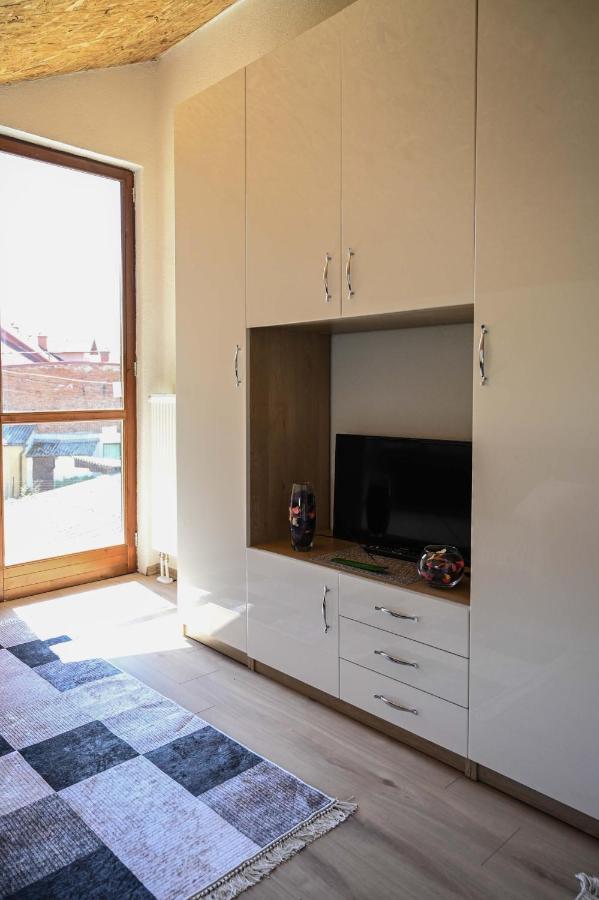 Elem Apartmani Skver Tuzla Zewnętrze zdjęcie